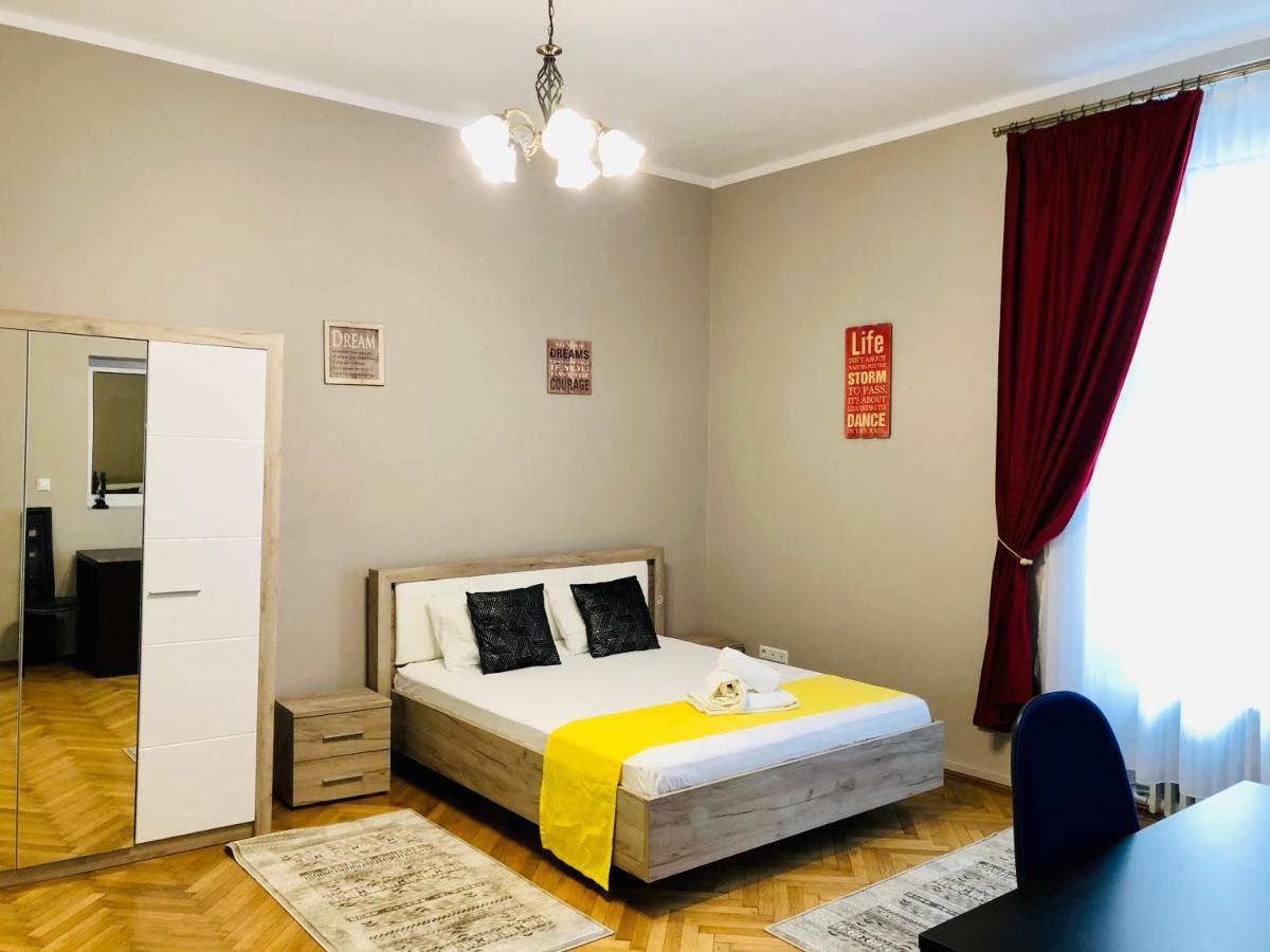 Ultra-Central Apartment Just In Union Squere Timisoara Exterior photo
