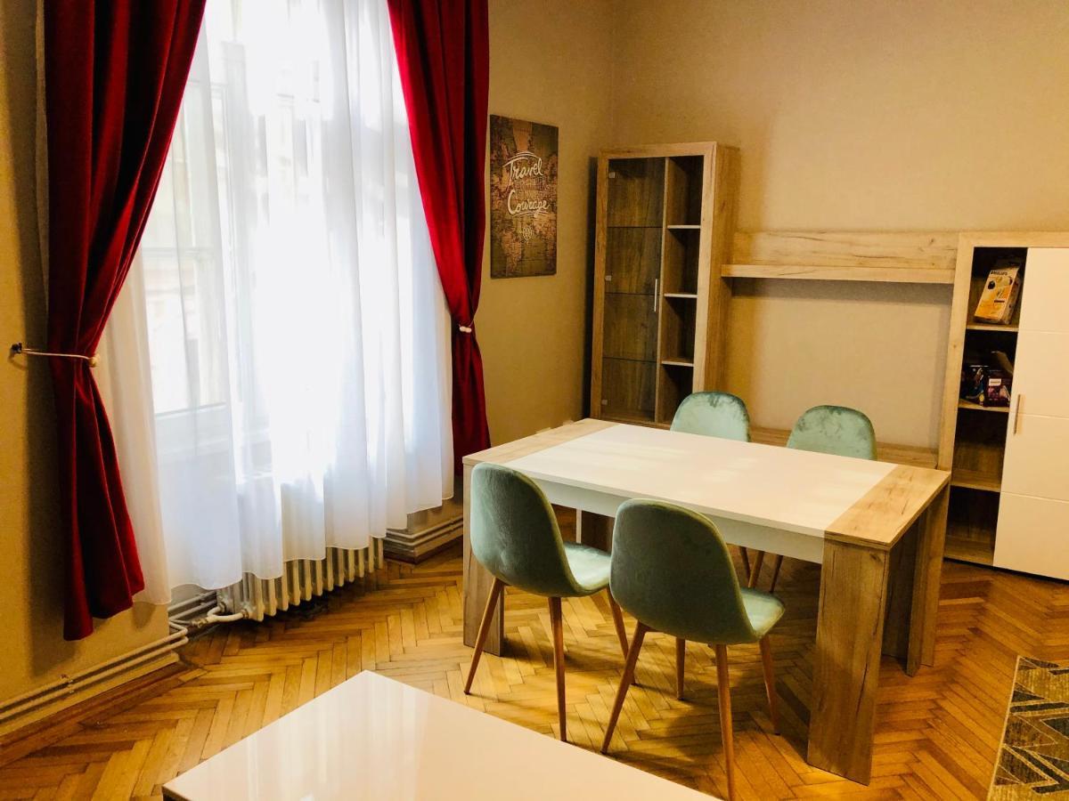 Ultra-Central Apartment Just In Union Squere Timisoara Exterior photo
