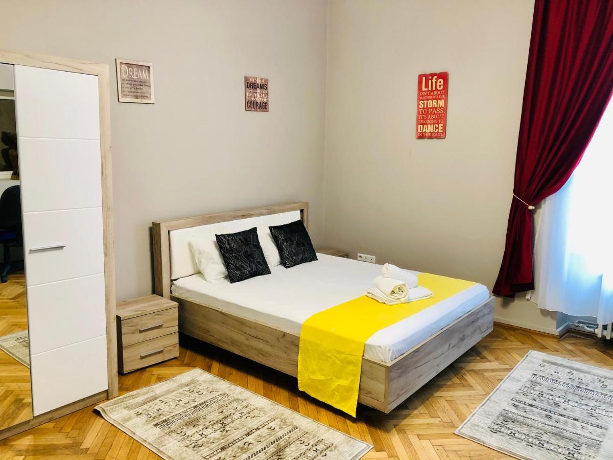 Ultra-Central Apartment Just In Union Squere Timisoara Exterior photo