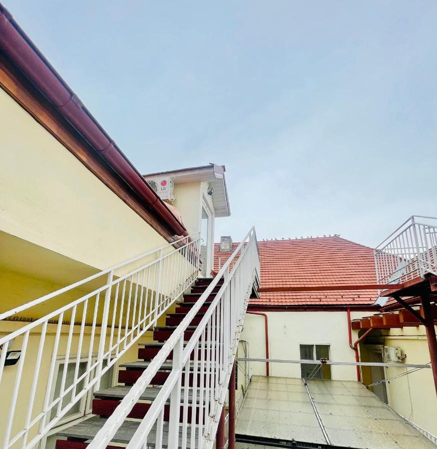 Ultra-Central Apartment Just In Union Squere Timisoara Exterior photo